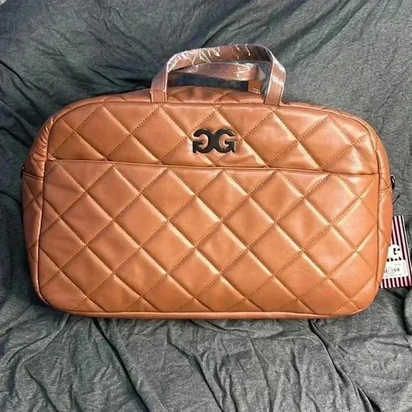 Handbags - Gilda Paris quilted Weekender, brown perfect size for all the necessities.